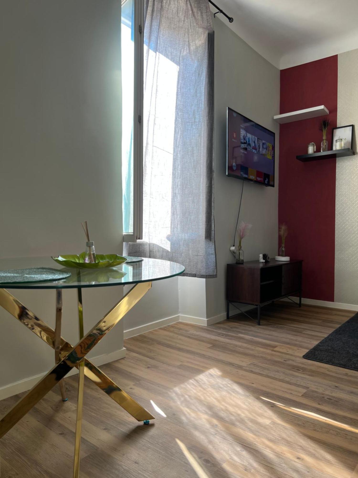 Studio, Plein Coeur De Marseille Lägenhet Exteriör bild